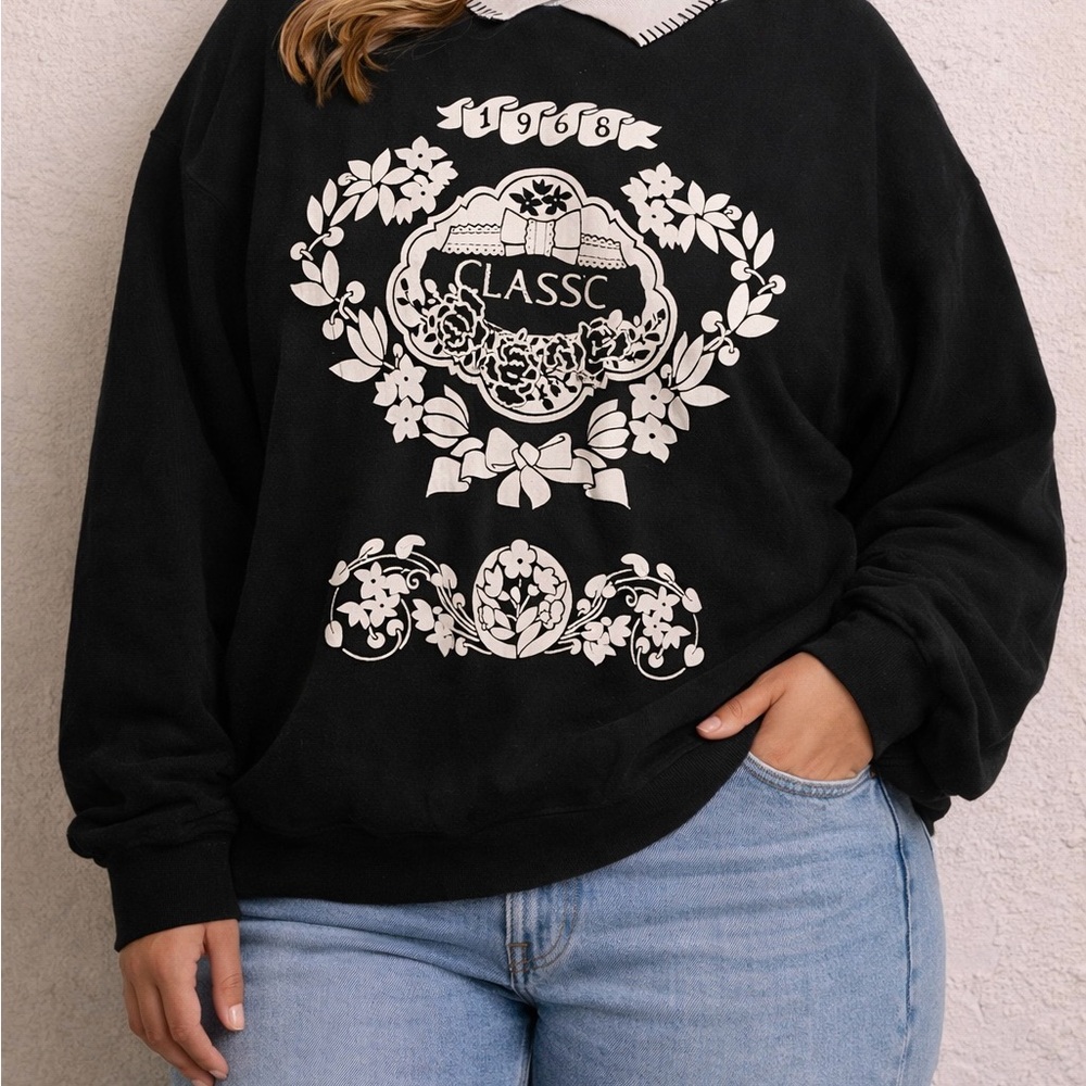 Vintage No Boundaries Classic Navy Sweatshirt White Floral Collar Women Size L